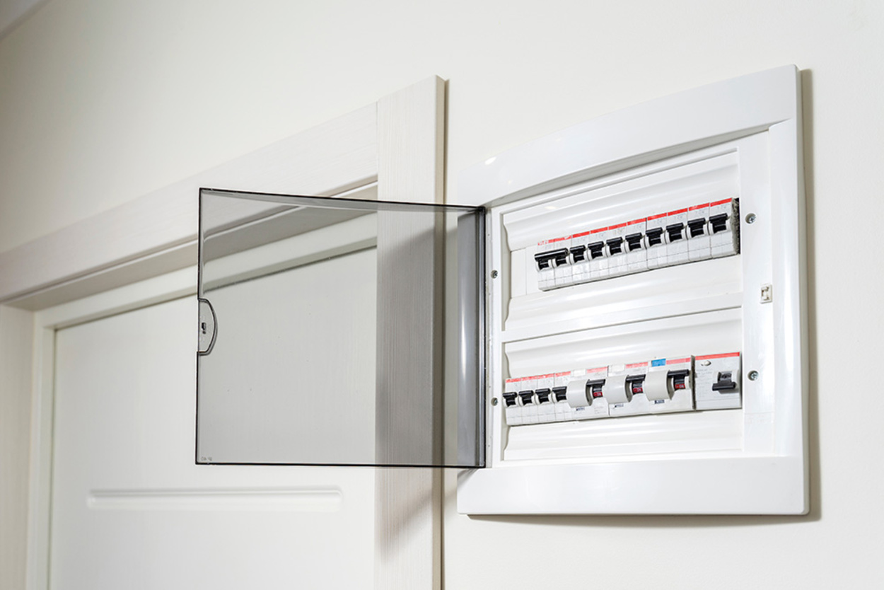 Über&shy;spannungs&shy;schutz bei Muster Elektro in Musterstadt
